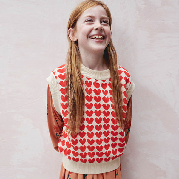 Adorable Heart Jacquard Knit Round Neck Sleeveless Girls Sweater Vest