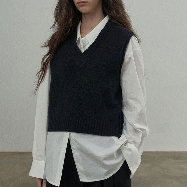Minimalist Solid Color Wool Blend Knit V Neck Sleeveless Pullover Sweater Vest