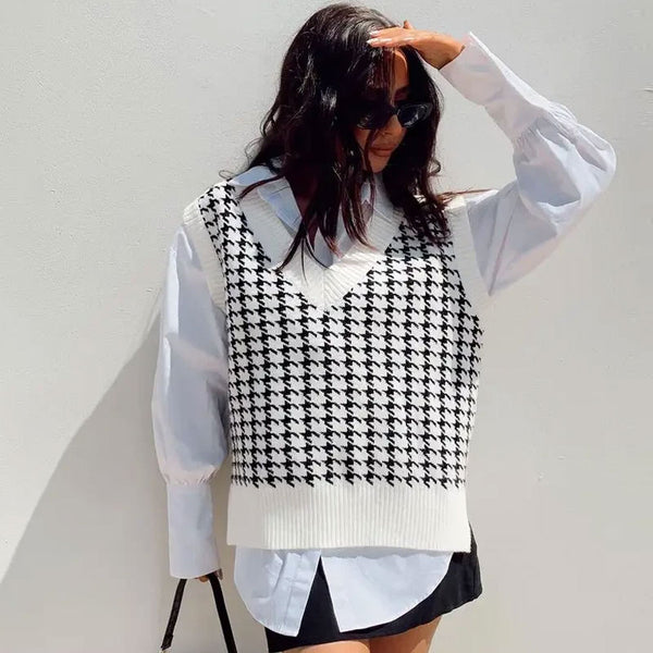 Preppy V Neck Two Tone Houndstooth Oversized Sweater Vest