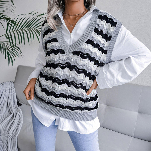 Chic Contrast Scalloped Stripe Pattern V Neck Pointelle Knit Sweater Vest