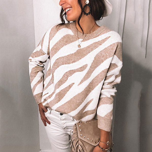 Stylish Crew Neck Contrast Zebra Jacquard Knit Pullover Sweater