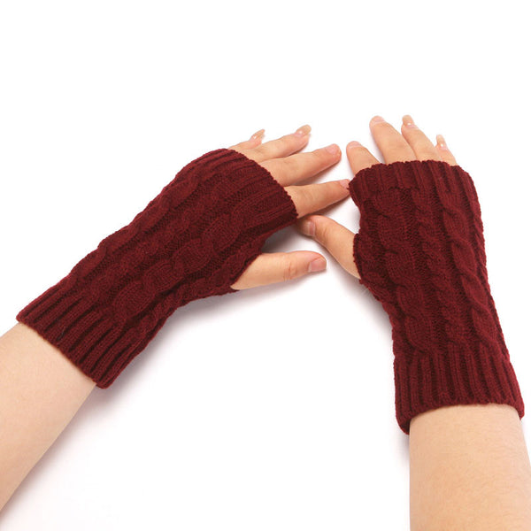 Stylish Solid Burgundy Chunky Cable Knit Wrist Warmers