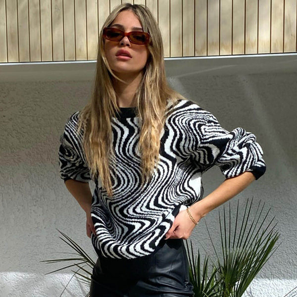 Trendy Crew Neck Drop Shoulder Contrast Swirl Black Pullover Sweater